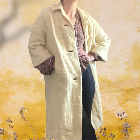 Vintage 1960s Boucle 3/4 Sleeve Coat - Picture 5 of 6